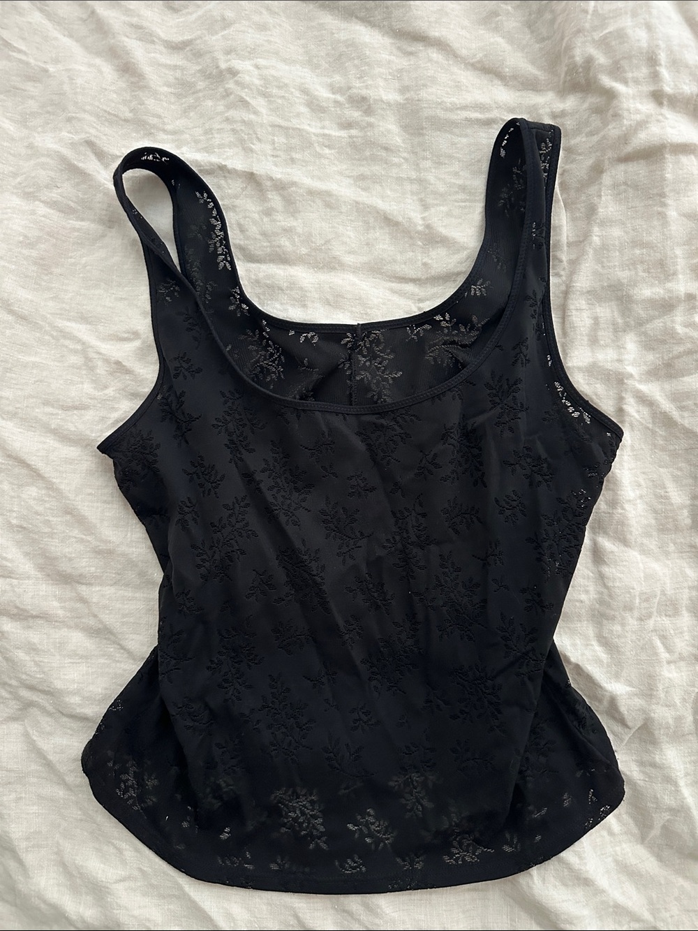 Vintage Black Floral Lace Tank Top - Classic Women's Layering Tank